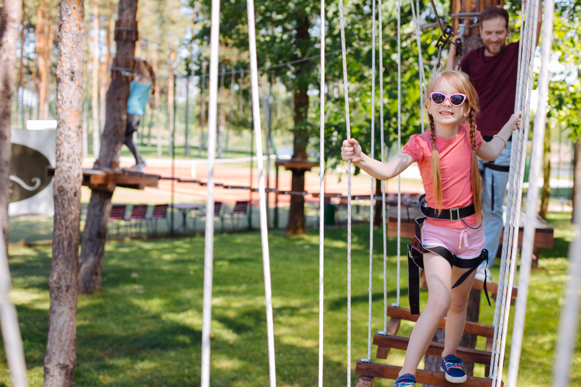 Adrenalin park je tako za mlade kot tudi za starejše